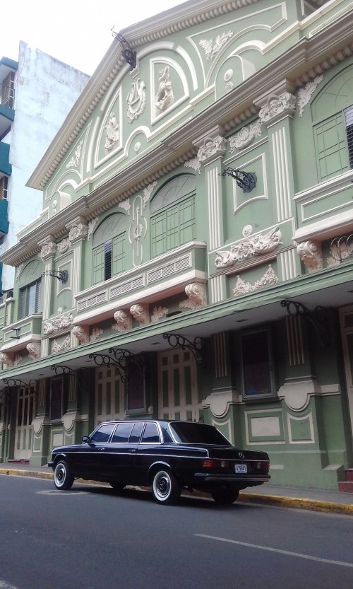 CLASSIC-HISTORY-Teatro-Variedades-COSTA-RICA-LIMOUSINE-MERCEDES-LWB-LANGea7a467747cb936d.jpg