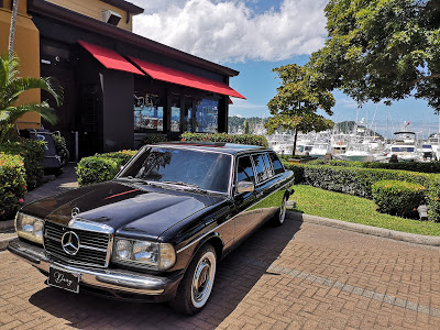 MARINA-COSTA-RICA.-MERCEDES-LIMOUSINE-300D-RIDES61da72a83bf4b0c2.jpg