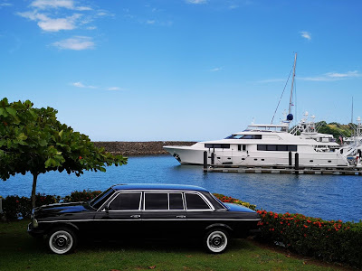 MERCEDES-300D-AND-COSTA-RICAN-YACHT.-LOS-SUENOS-MARINA8ef8a30b0ffefdca.jpg