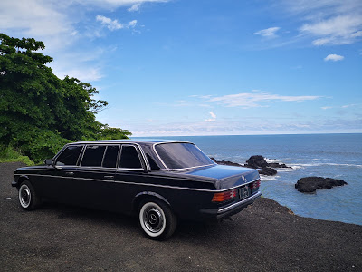 MERCEDES-AT-THE-BEACH-COSTA-RICA.-LIMOUSINE-TOURS0b5ed079f299cd20.jpg