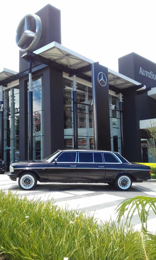 Mercedes-Benz-COSTA-RICA-LIMUSINA6d4833f337e66bc5.jpg