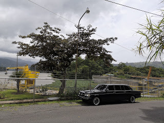 hydroelectric-Cachi-Dam.-COSTA-RICA-LIMOUSINE-SERVICE-300D-W123ac720ebc5392d57e.jpg
